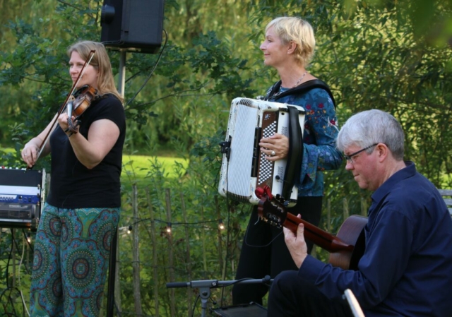 Yonder als Trio in Basthorst, Foto: Karen Mühle-Castillo